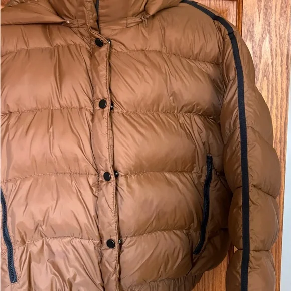 ALO Yoga Puffer Jacket - Picture 2 of 5